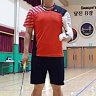 I like old rackets and use them