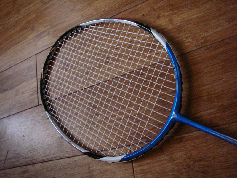 Victor Brave Sword 12 Badminton Racket Review | Badminton Central